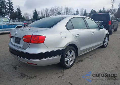 2013 Volkswagen Jetta 2.0L Tdi из США, поврежденный, VIN 3VWLL7AJ0DM377982